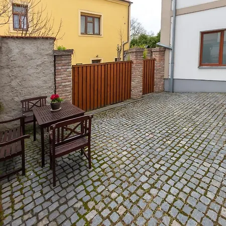 Vendégház Resident 3*